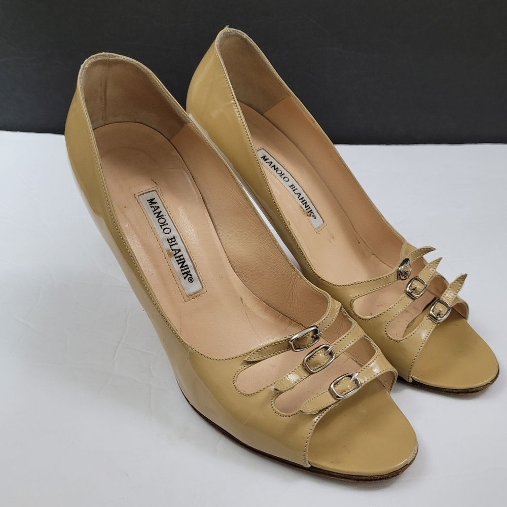 Manolo Blahnik Beige Peep-Toe Leather Heels with Buckle Straps